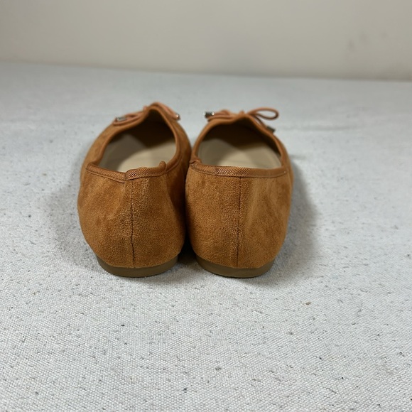NWOB Musshoe Faux Suede Flats, Cognac Brown, Women’s Size 8 - Picture 4 of 10